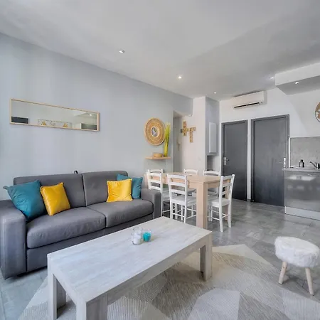 Frgk - Entire Building Center Apartman