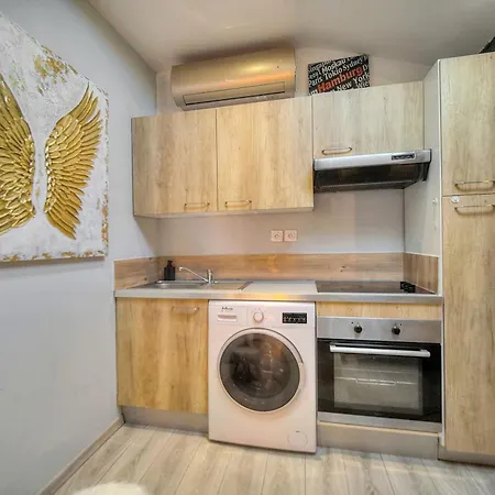Apartman Frgk - Entire Building Center