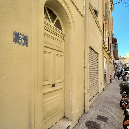 Frgk - Entire Building Center * Cannes